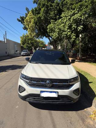 VOLKSWAGEN T-CROSS 1.4 250 TSI TOTAL FLEX HIGHLINE AUTOMÁTICO VOLKSWAGEN T-CROSS 1.4 250 TSI TOTAL FLEX HIGHLINE AUTOMÁTICO